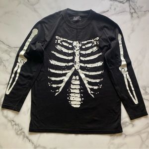 Skeleton tshirt